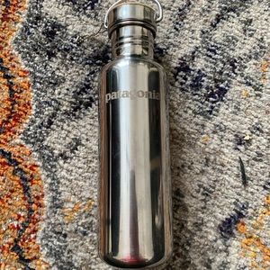 Kleen Kanteen Patagonia water bottle